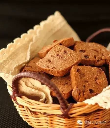 如何做出酥脆好吃的饼干 八个饼干制作技巧