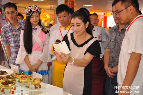 杭州杜仁杰学西点蛋糕圆梦想 就业创业不再难